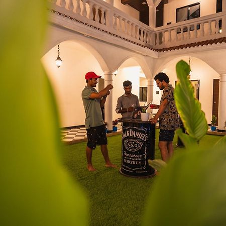 Sapphire Mansion Hotell Alībāg Exteriör bild